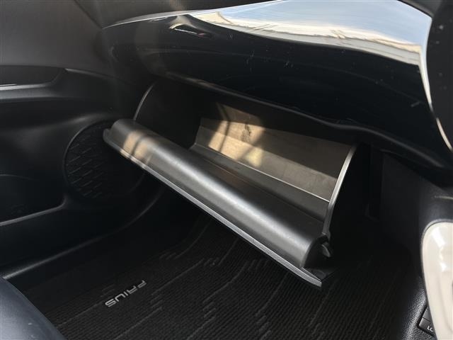Toyota PRIUS 2017 6975398-6