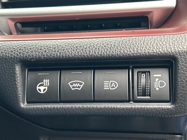 Toyota PRIUS 2023 6975410-3