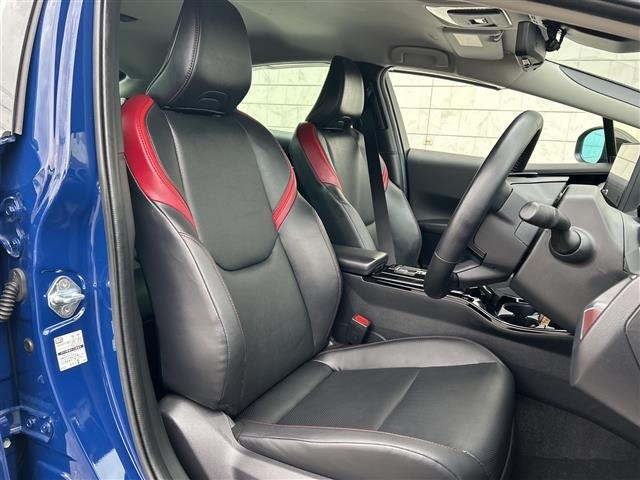 Toyota PRIUS 2023 6975410-7