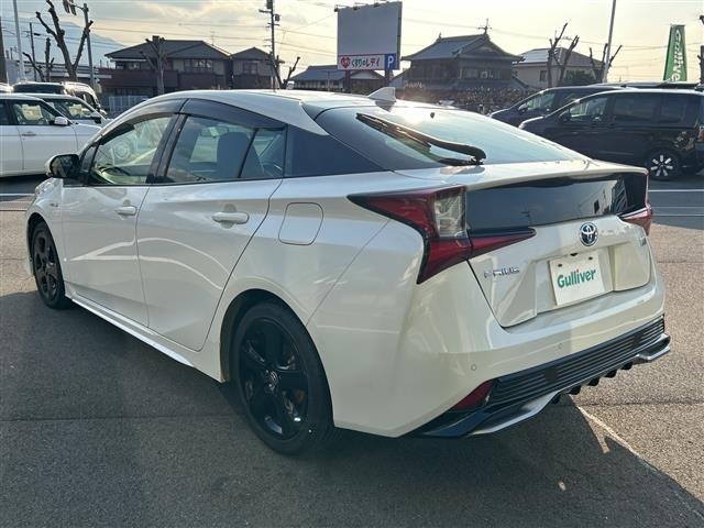 Toyota PRIUS 2019 6975411-13