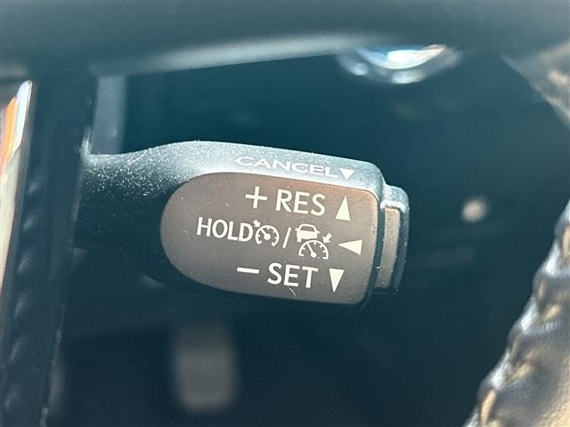 Toyota PRIUS 2019 6975411-17