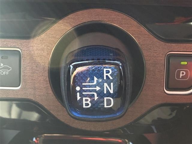 Toyota PRIUS 2016 6975417-10