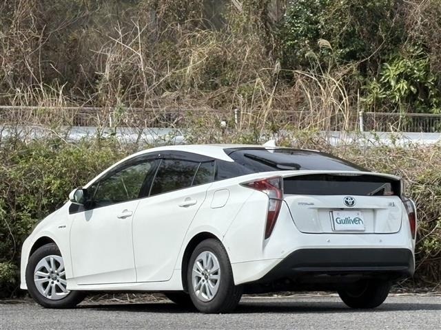 Toyota PRIUS 2017 6975422-19