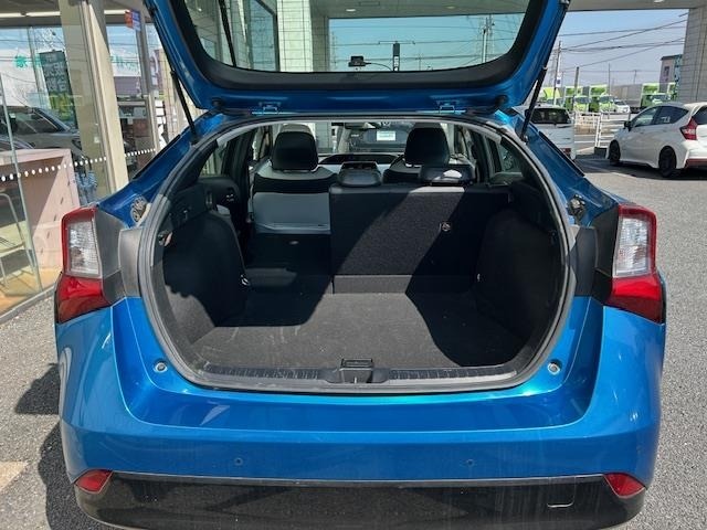 Toyota PRIUS 2021 6975430-9