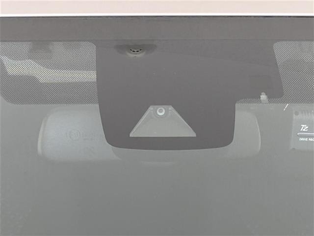 Toyota PRIUS 2017 6975441-11