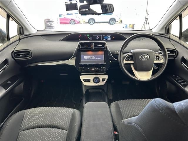 Toyota PRIUS 2017 6975441-15