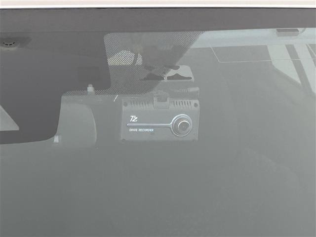 Toyota PRIUS 2017 6975441-21