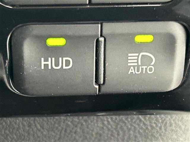 Toyota PRIUS 2017 6975441-7