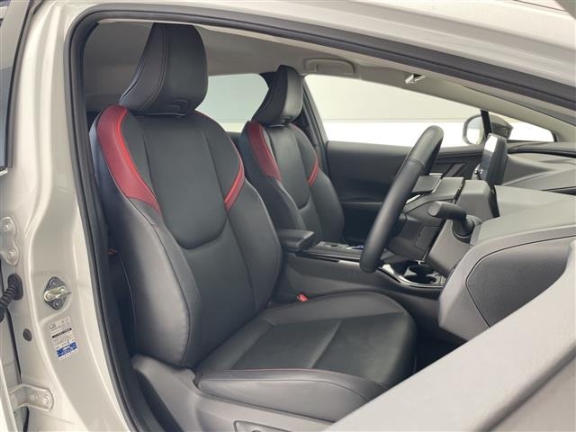 Toyota PRIUS 2023 6975447-10