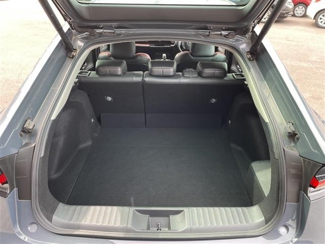 Toyota PRIUS 2023 6975453-4