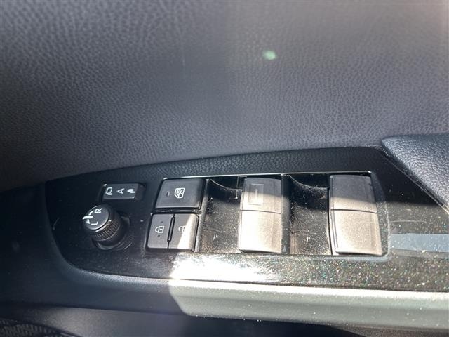 Toyota PRIUS 2020 6975454-20