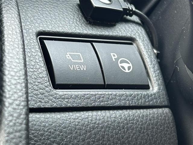 Toyota PRIUS 2023 6975465-10