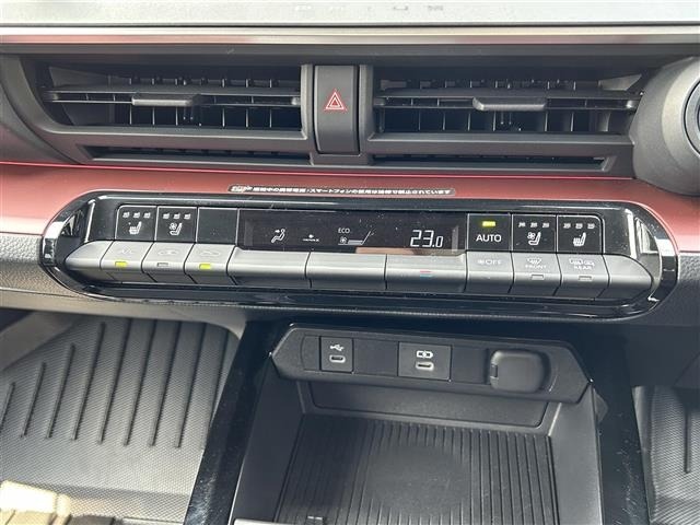 Toyota PRIUS 2023 6975465-12