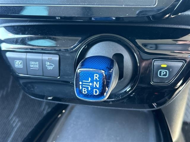 Toyota PRIUS 2019 6975466-20
