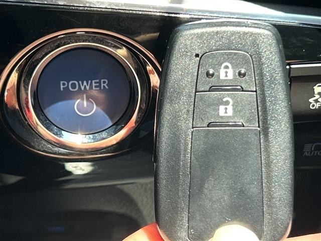 Toyota PRIUS 2019 6975466-7
