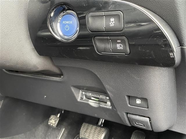 Toyota PRIUS 2019 6975470-18