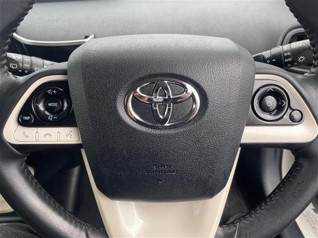 Toyota PRIUS 2017 6975471-1
