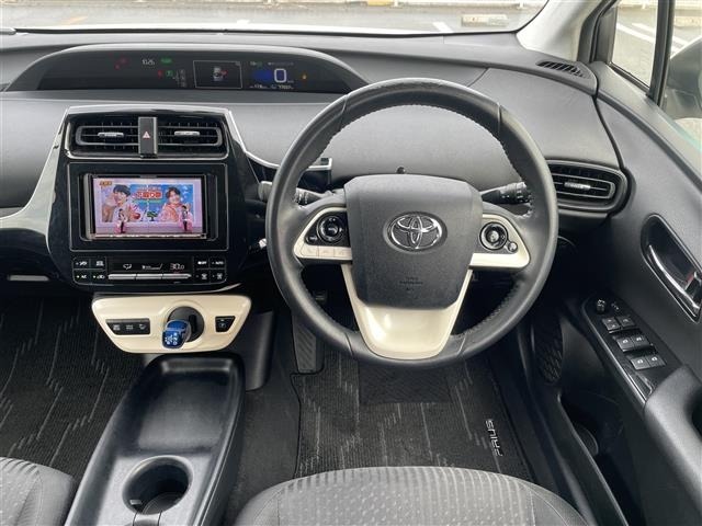 Toyota PRIUS 2017 6975471-11