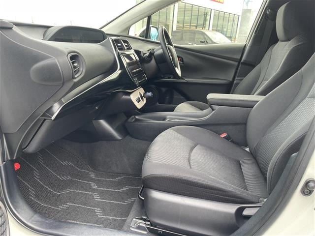 Toyota PRIUS 2017 6975471-4
