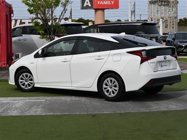 Toyota PRIUS 2019 6975479-14