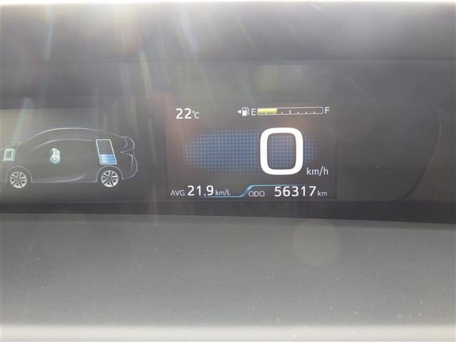 Toyota PRIUS 2019 6975479-22