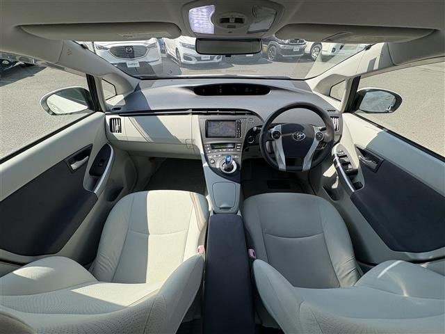 Toyota PRIUS 2011 6975492-24