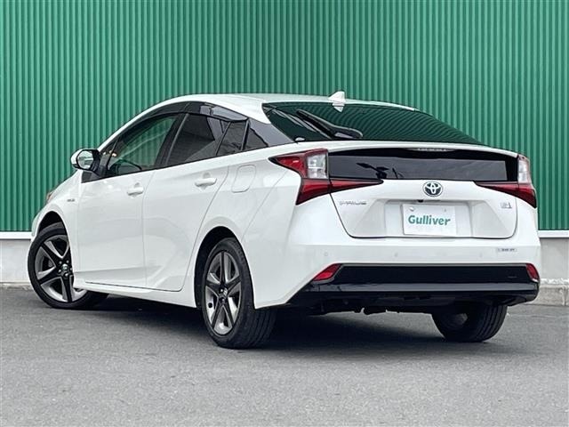 Toyota PRIUS 2021 6975513-2