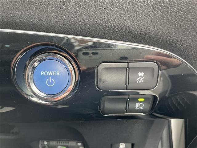 Toyota PRIUS 2021 6975513-8