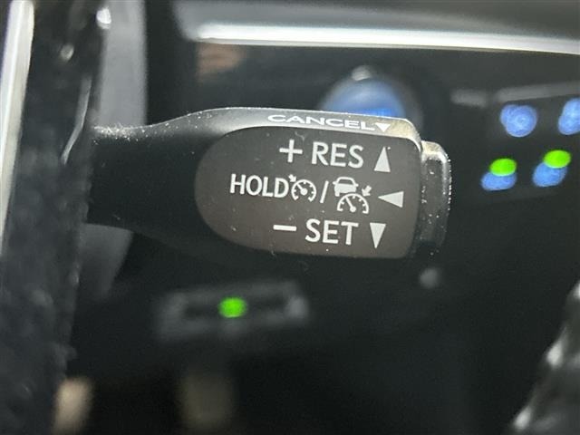 Toyota PRIUS 2019 6975530-1