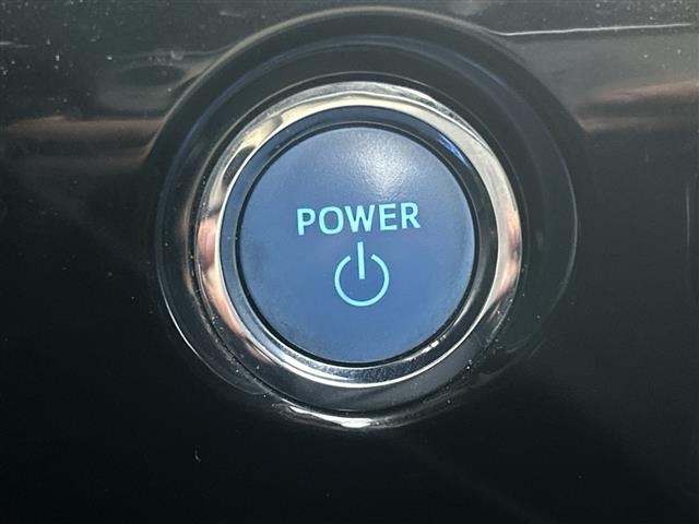 Toyota PRIUS 2019 6975530-8