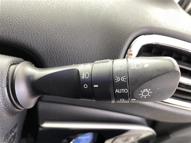 Toyota PRIUS 2017 6975531-1
