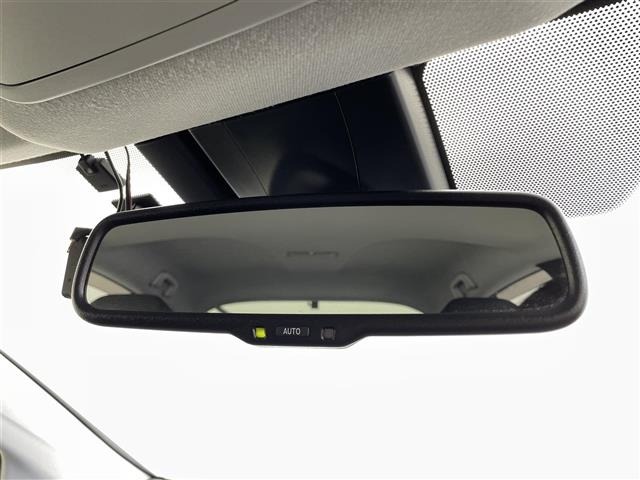 Toyota PRIUS 2017 6975531-4