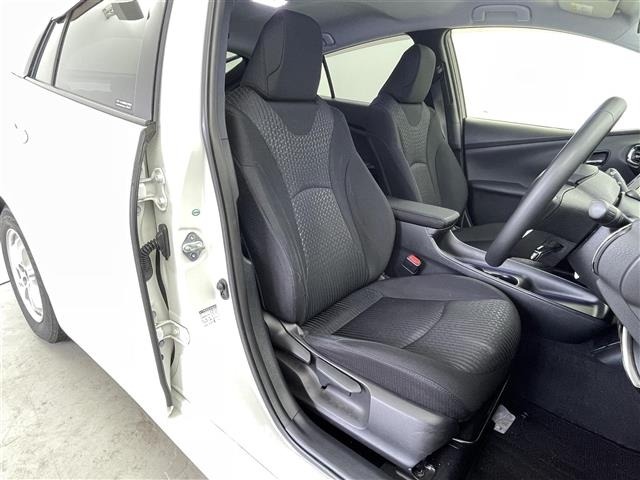 Toyota PRIUS 2017 6975531-6