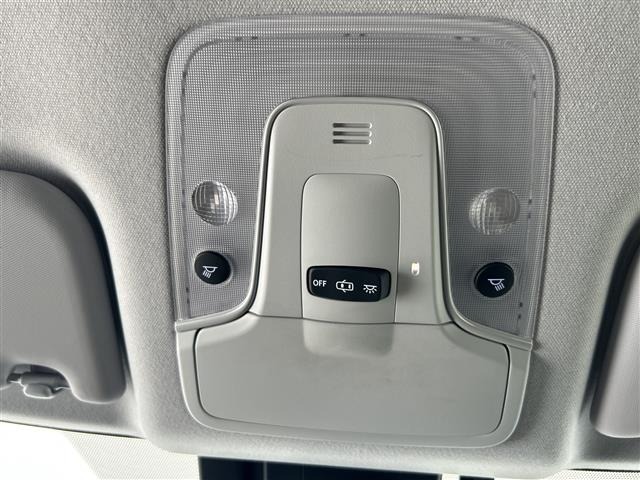Toyota PRIUS 2018 6975537-2