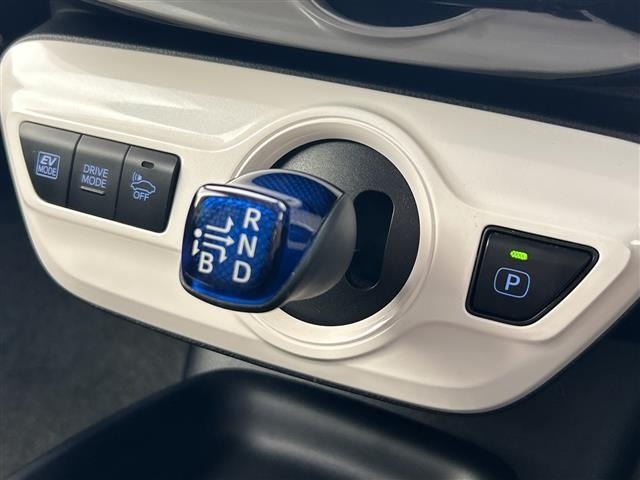 Toyota PRIUS 2018 6975537-22