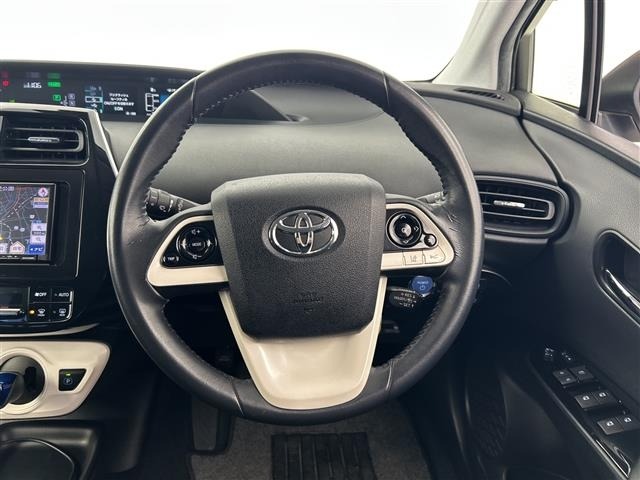 Toyota PRIUS 2018 6975537-3