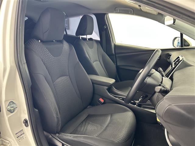 Toyota PRIUS 2018 6975537-6