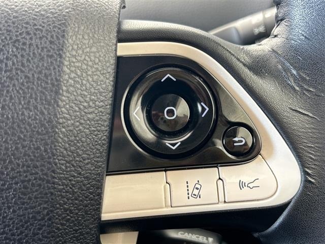 Toyota PRIUS 2018 6975537-7