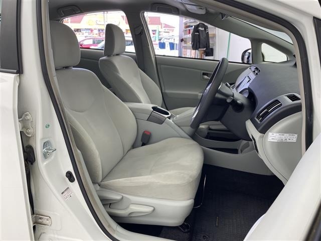 Toyota PRIUS 2015 6975556-12