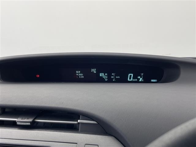 Toyota PRIUS 2015 6975556-3