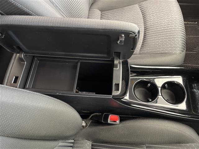 Toyota PRIUS 2018 6975565-12