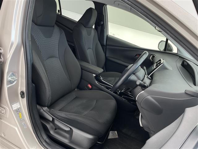 Toyota PRIUS 2018 6975565-2