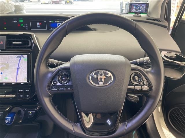 Toyota PRIUS 2019 6975581-14
