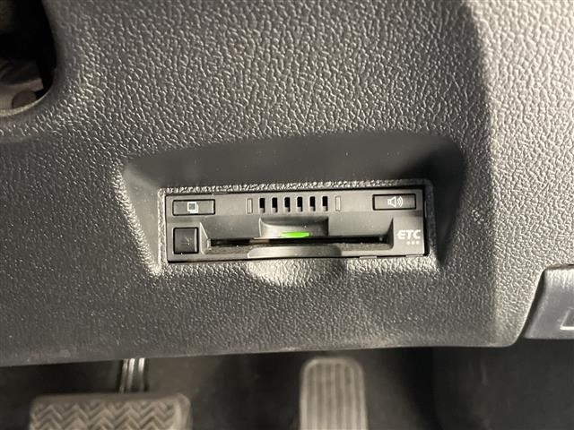 Toyota PRIUS 2019 6975581-8