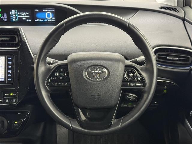 Toyota PRIUS 2019 6975588-14