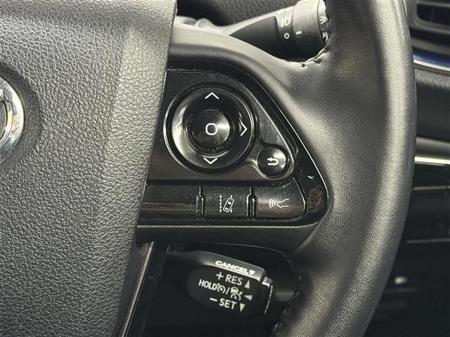 Toyota PRIUS 2019 6975588-17