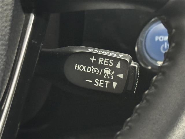 Toyota PRIUS 2019 6975588-18