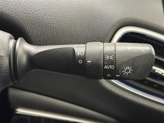 Toyota PRIUS 2019 6975588-20