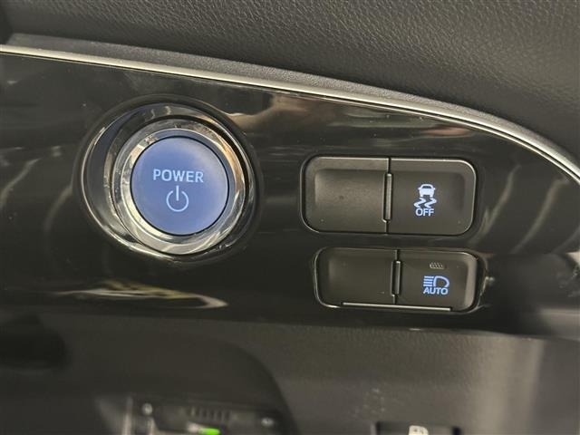 Toyota PRIUS 2019 6975588-21