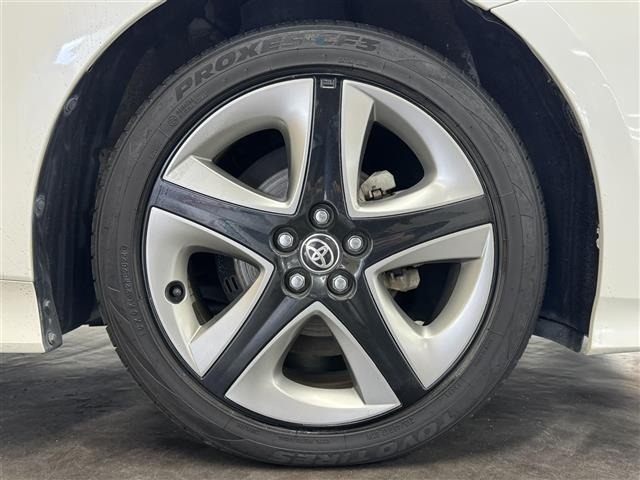 Toyota PRIUS 2019 6975588-22